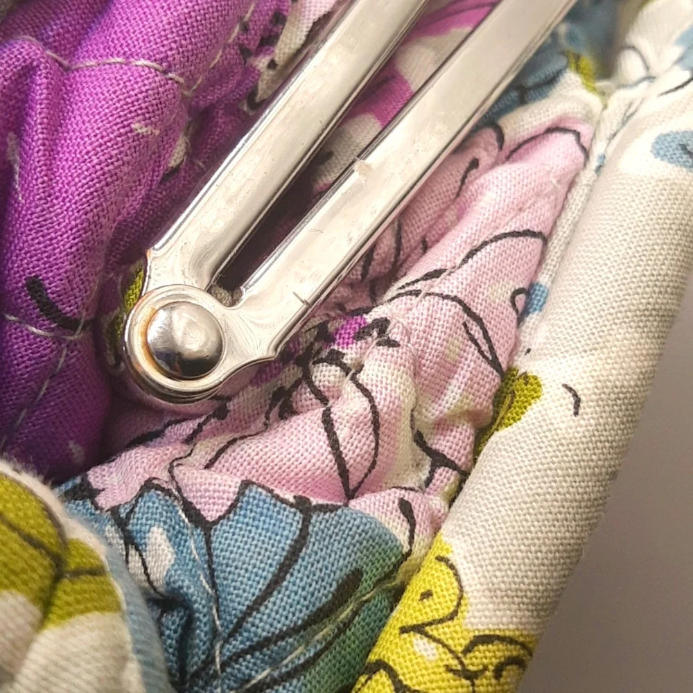 Vera Bradley Floral Watercolor Kiss Lock Quilted Shoulder Bag VTG **AS-IS WEAR**